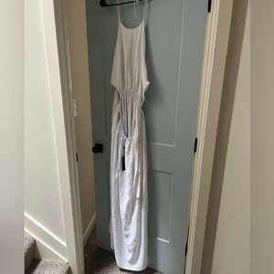 Nwt Gianni Bini halter dress-damaged